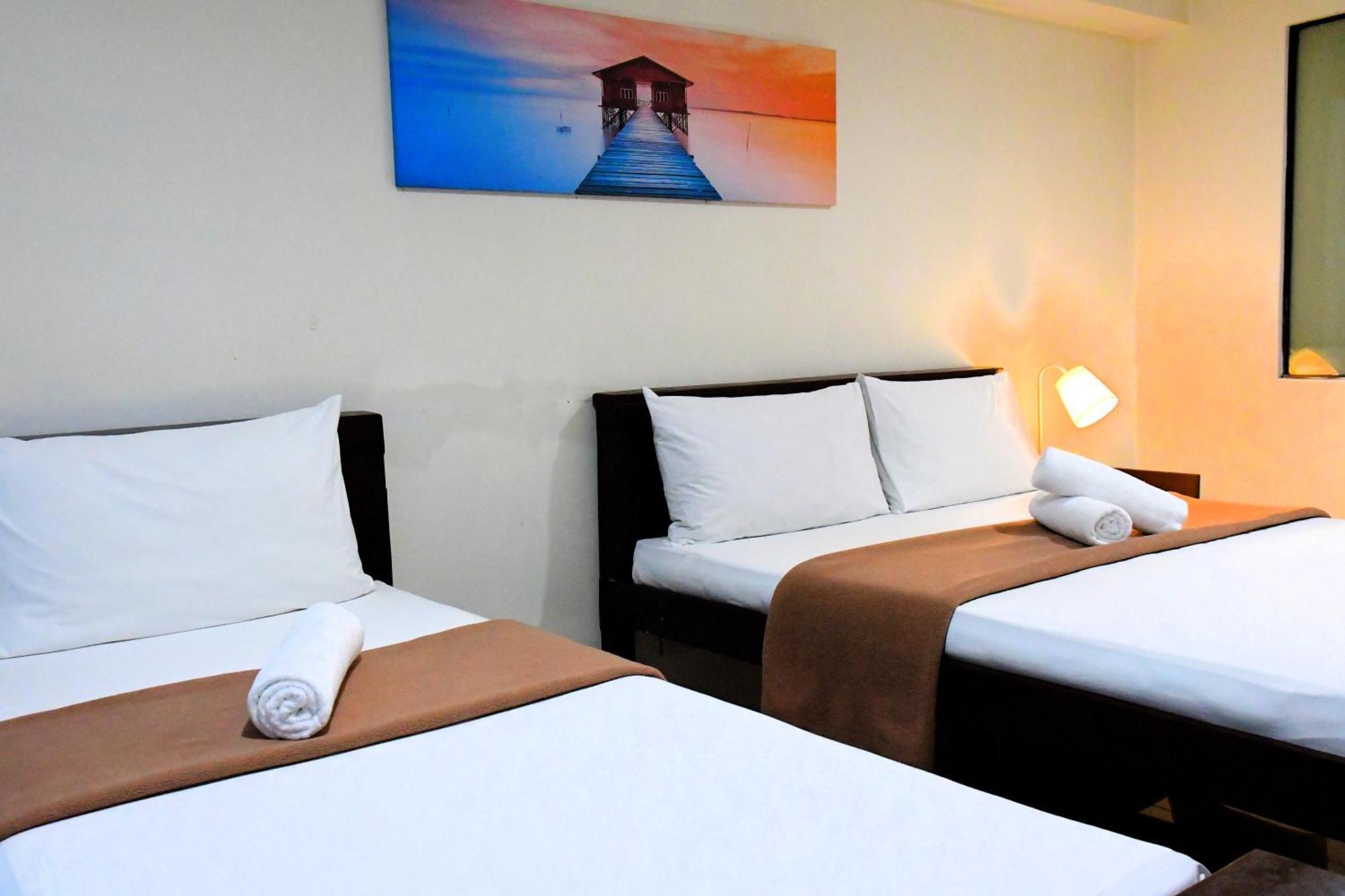 Arzo Hotel Makati Makati City Kültér fotó