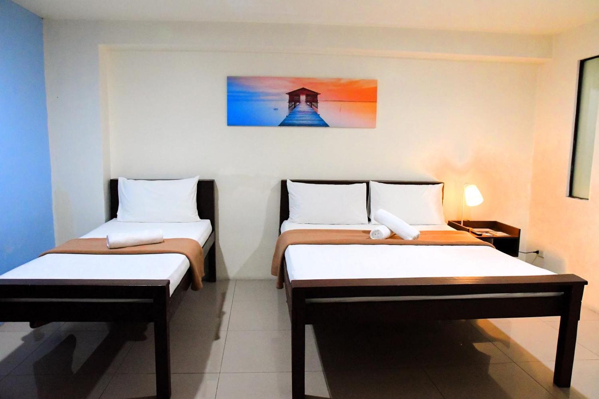 Arzo Hotel Makati Makati City Kültér fotó
