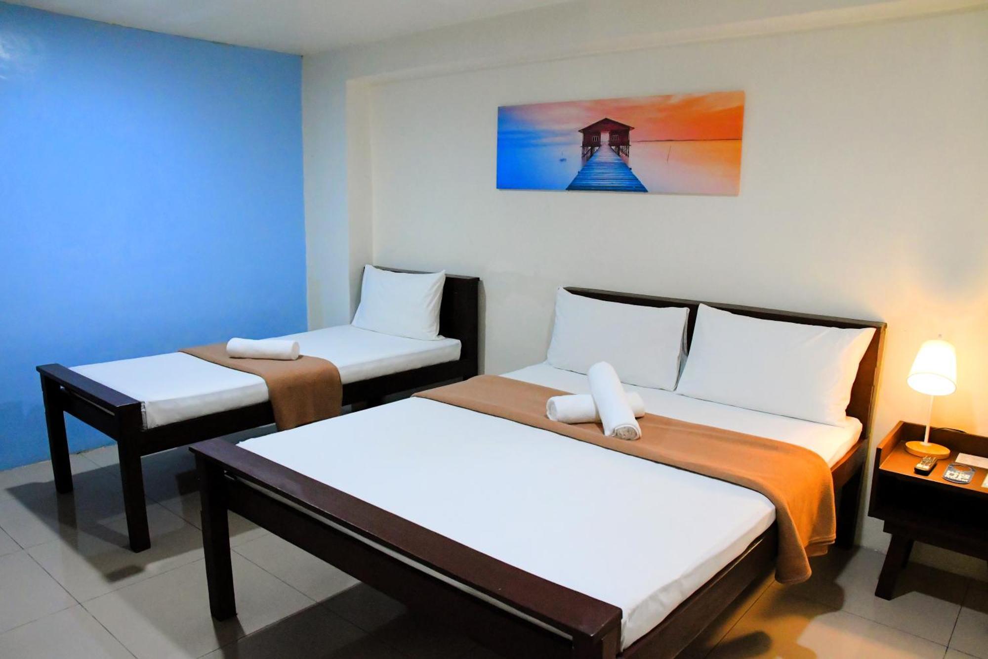 Arzo Hotel Makati Makati City Kültér fotó