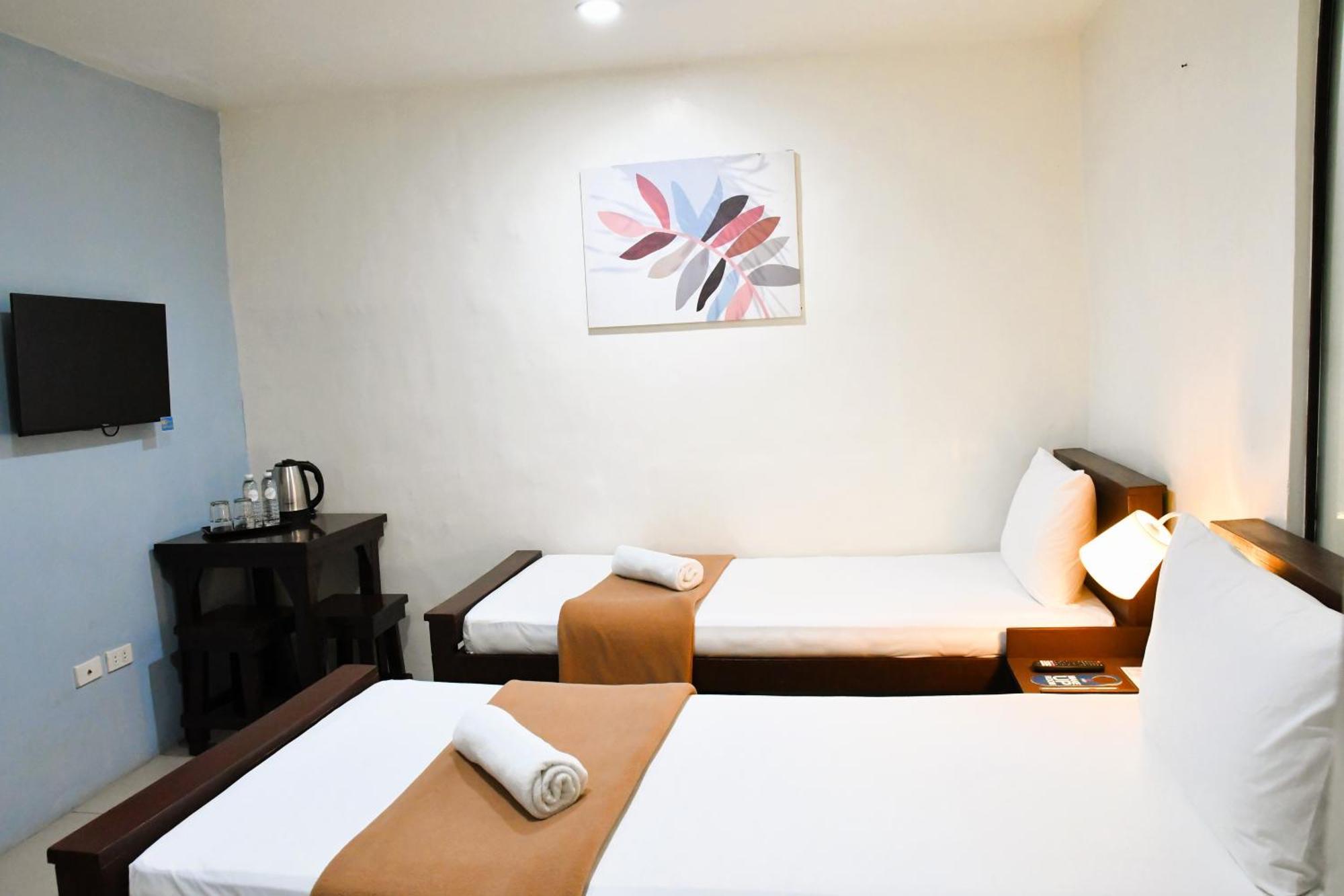 Arzo Hotel Makati Makati City Kültér fotó