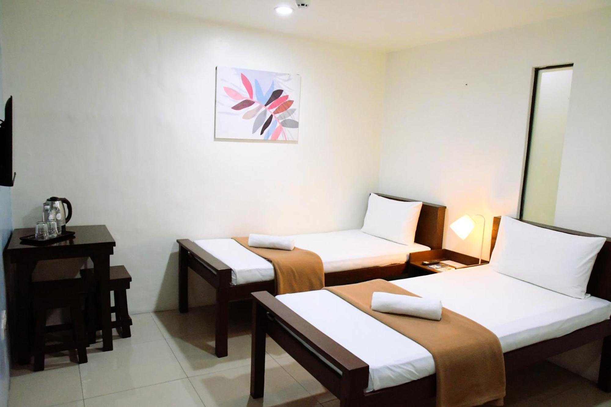 Arzo Hotel Makati Makati City Kültér fotó